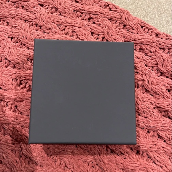 Sapphire bolo bracelet - Picture 6 of 7